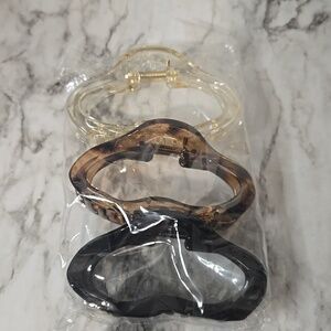 Hair clips for thick hair